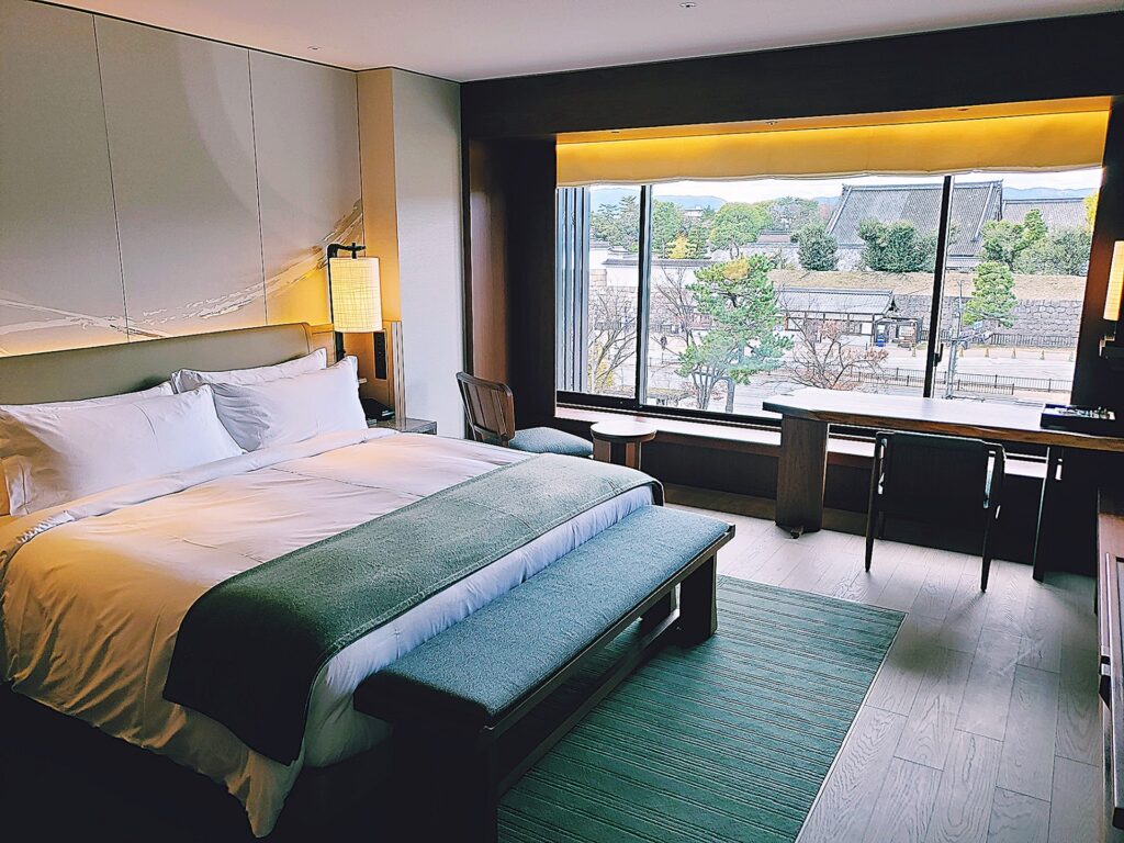 ホテルザ三井京都のベッドルーム