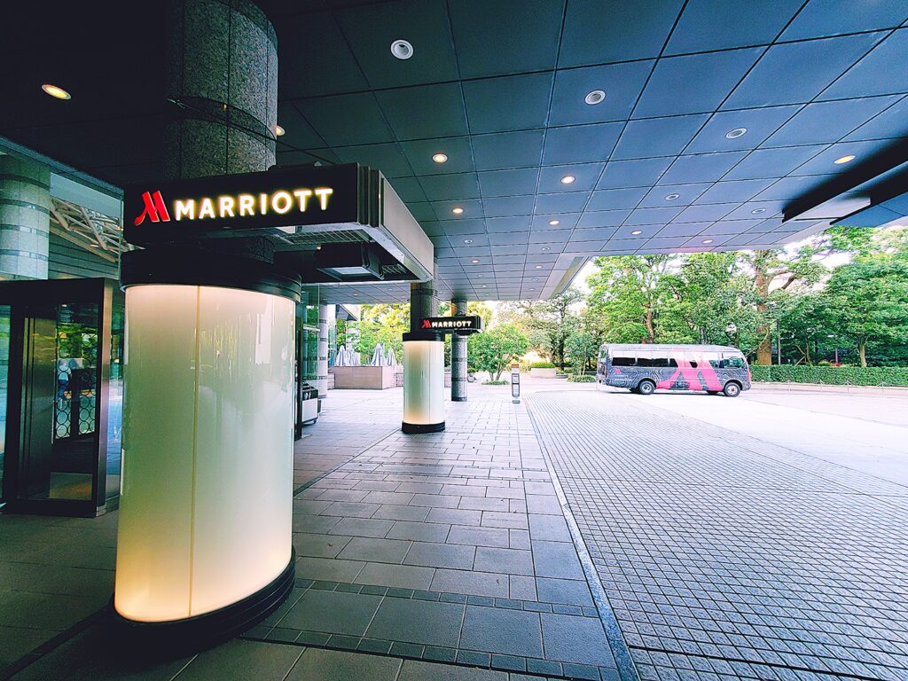 東京マリオットホテルのエントランス